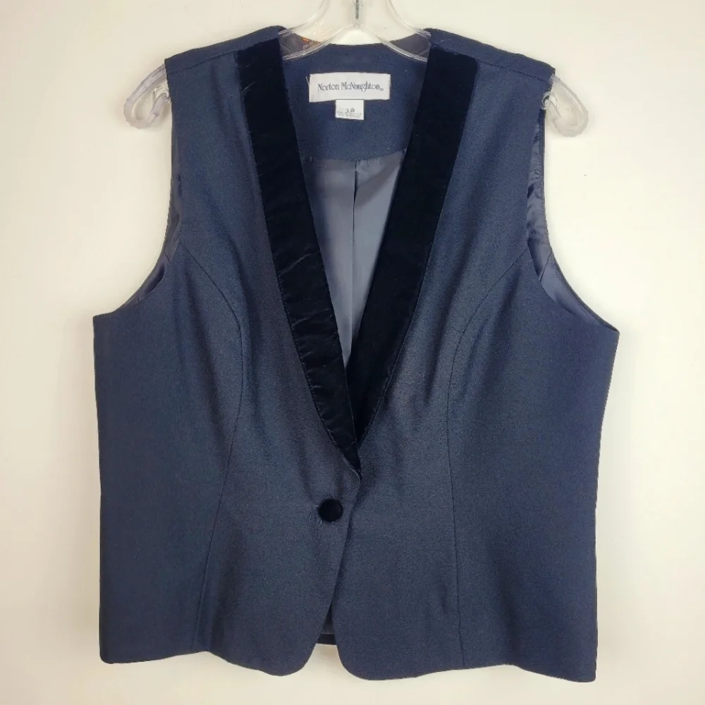 Norton McNaughton vintage 80s black crepe lined vest velvet shawl collar goth 10